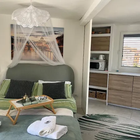 Monteverde Double Terrace Penthouse Apartman